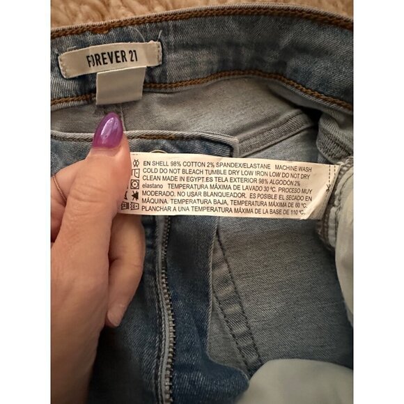 Forever 21 skinny ripped jeans size 27 - Picture 3 of 5